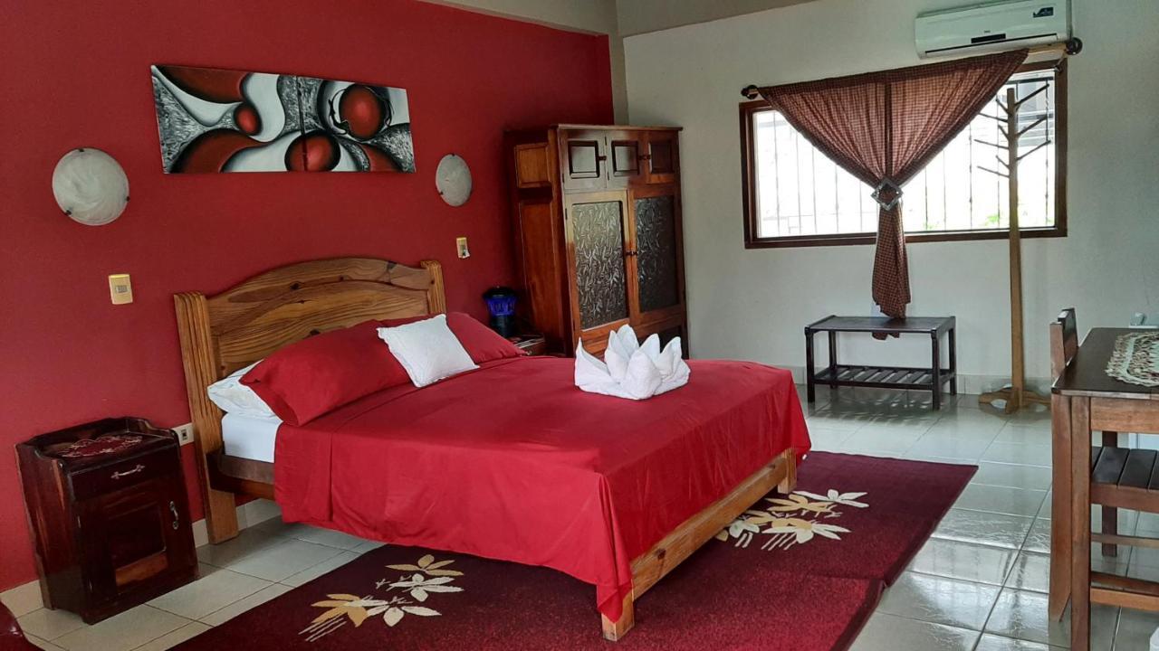 Maya De La Amazonia Hotel Boutique ルレナバケ エクステリア 写真